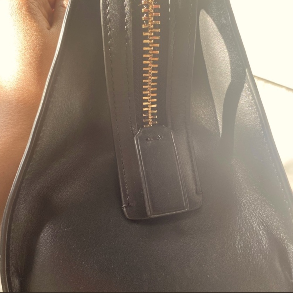 Authentic Coach NWOT - Picture 7 of 8